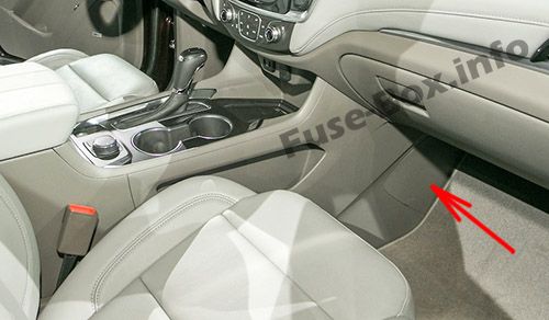 Chevrolet Traverse Sicherungskasten im Innenraum Sicherungsdiagramm