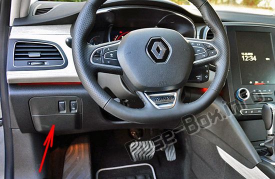 Position des Sicherungskastens im Fahrgastraum: Renault Talisman (2015-2019-..)